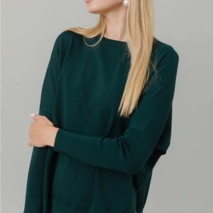 Apparalel Dolman Side Vent top in Forest Pine, size M,  NWT